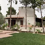 Semesterbostad Noravilla Con Piscina Fra Mare E Montagne