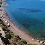Noravilla Con Piscina Fra Mare E Montagne *