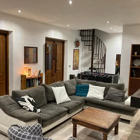 Noravilla Con Piscina Fra Mare E Montagne