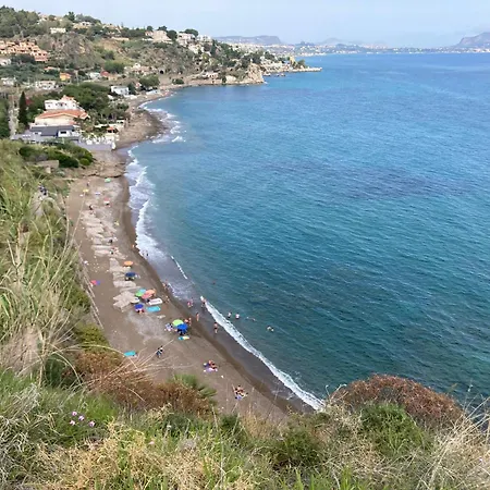 Noravilla Con Piscina Fra Mare E Montagne Casa vacanze