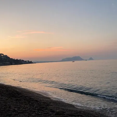 Noravilla Con Piscina Fra Mare E Montagne *